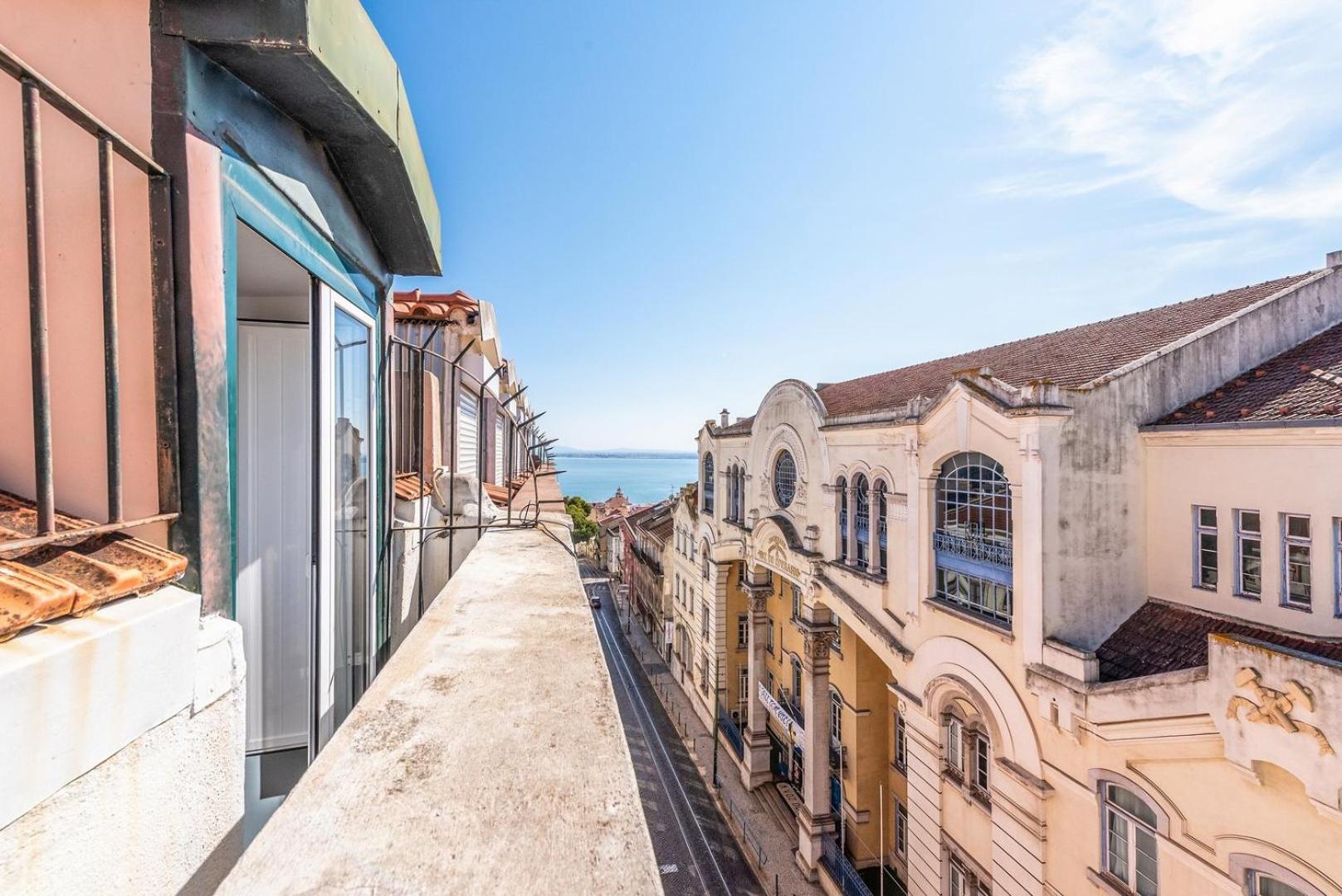 Guestready - Porta De Alfama, For Up To 6 Guests! Lisbon